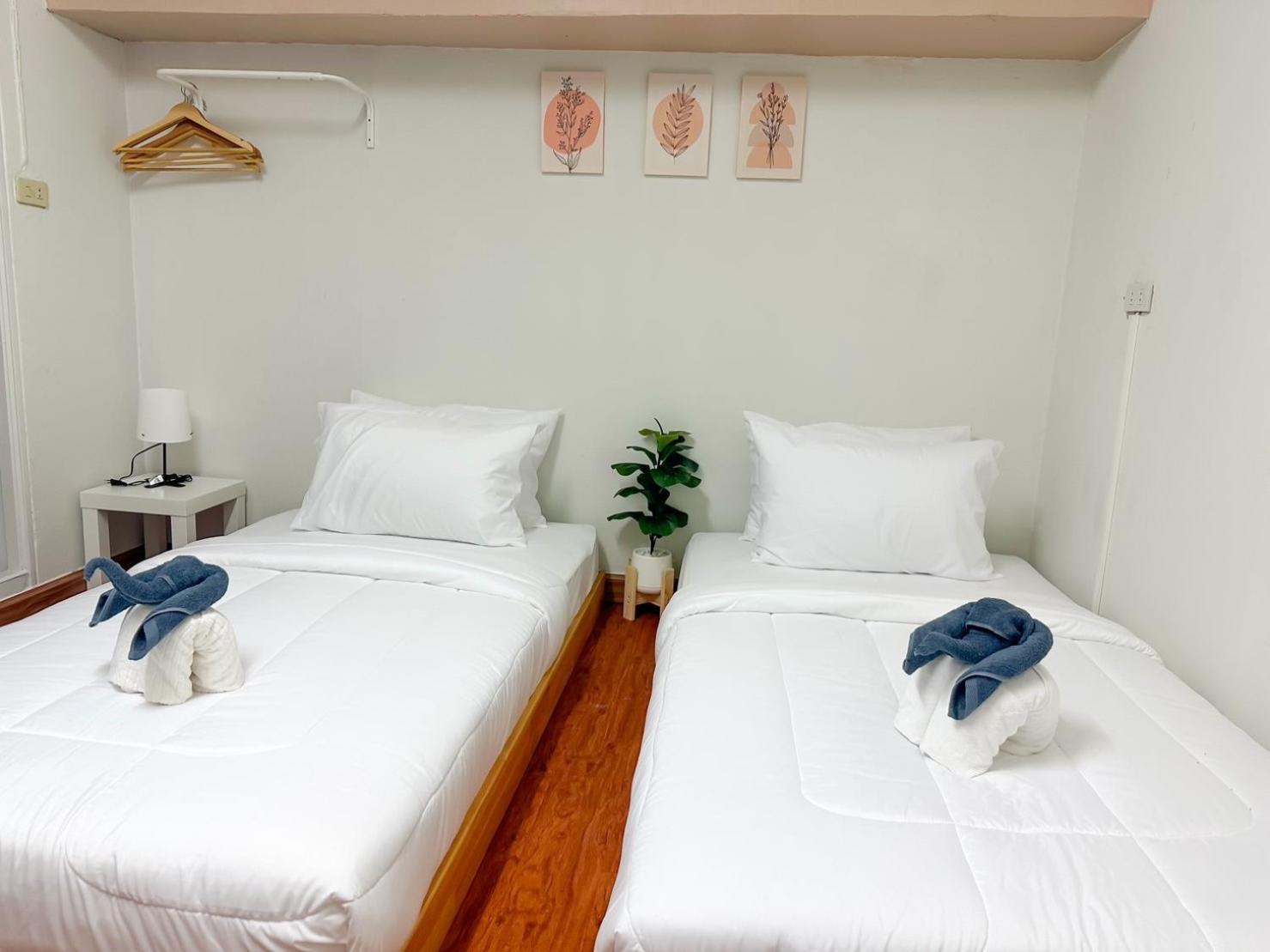 Montana Hotel & Hostel Phuket Karon Eksteriør bilde